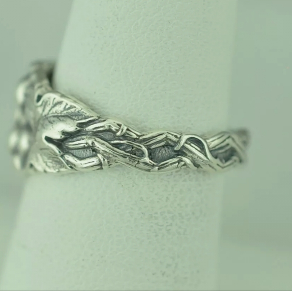 Grape Vine Sterling Silver Spoon Ring. Handcrafted. Sizeable #1123 - Picture 5 of 7